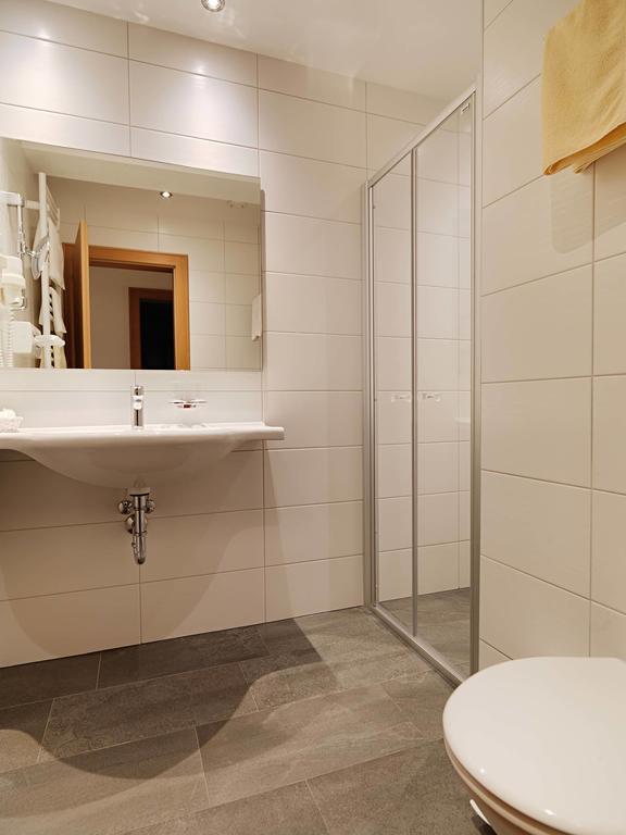 Landhaus Strolz Sankt Anton am Arlberg Phòng bức ảnh