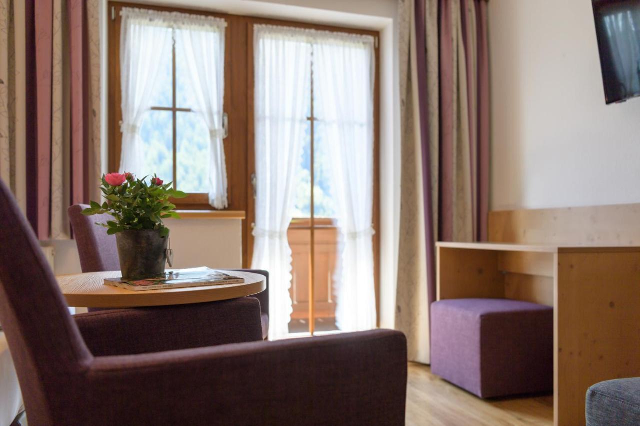 Landhaus Strolz Sankt Anton am Arlberg Ngoại thất bức ảnh