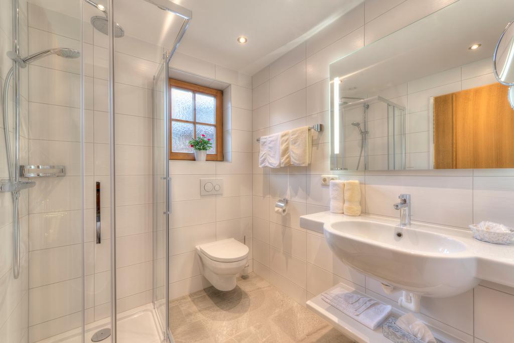 Landhaus Strolz Sankt Anton am Arlberg Ngoại thất bức ảnh